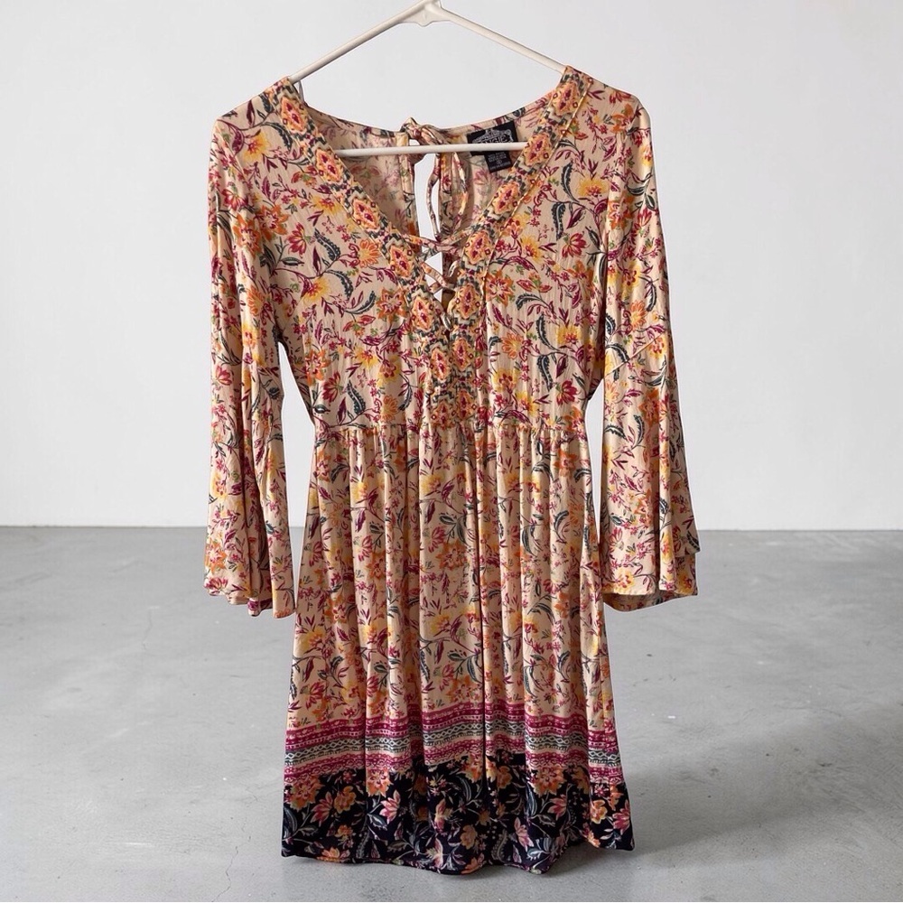 Angie Boho Floral Bell Sleeve Mini Dress Size S Lace-Up V-Neck Border Hem